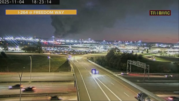 A United Parcel Services (UPS) MD-11 plane has crashed shortly after take off near the Louisville, Kentucky, airport, according to preliminary information, a source said.