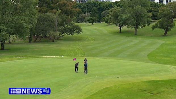 Part of Sydney golf course to be converted into public parklands