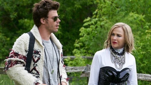 François Arnaud in Schitt's Creek.