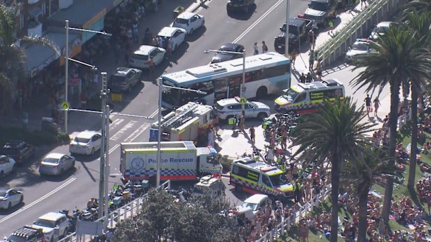A man has been injured after falling from a cliff at a beach in Sydney's eastern suburbs,The accident happened at Bronte Beach, in the eastern suburbs, which was packed for Christmas Day.