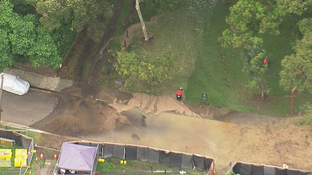 A burst pipe has disrupted water supply to more than 20,000 properties in the North Shore and sent murky water seeping into the Sydney Harbour.