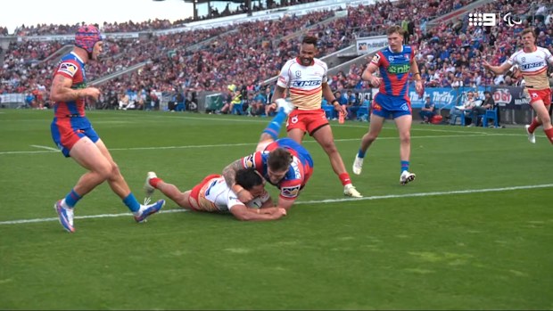 Trai Fuller denied try. Newcastle Knights v Dolphins.