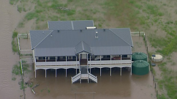 Australia weather update: Queensland communities on edge as floodwaters ...