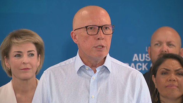 Peter Dutton speaking on the campaign trail at Mount Pleasant Bowling Club in Adross, Western Australia.