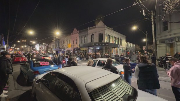 The meet allegedly began in Port Melbourne where more than 600 hundred people had gathered before the crowd moved to Chapel Street
