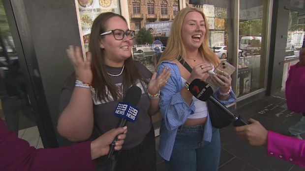 Fans rushed to buy tickets in the last-minute sale for Melbourne shows.