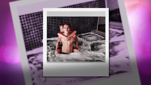 Carlos Sanson Jr, Bump, Stan, 9Honey, Best Selfie