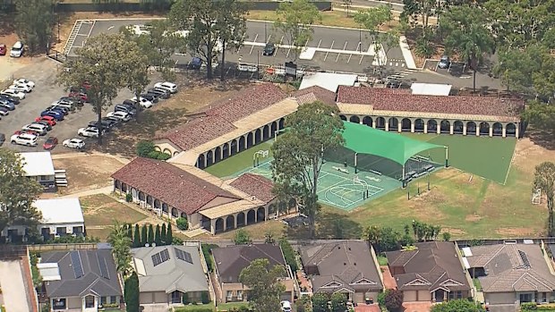 Beaumont Hills police operation: Passerby with toy guns sparks police ...