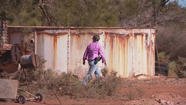 Police inspect outhouse in South Australia search for Gus Lamont