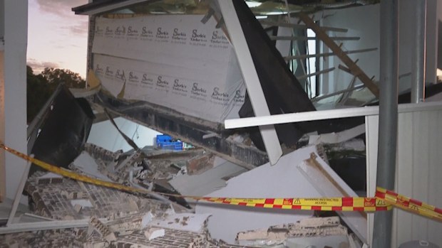Home collapses Condell Park, Sydney.