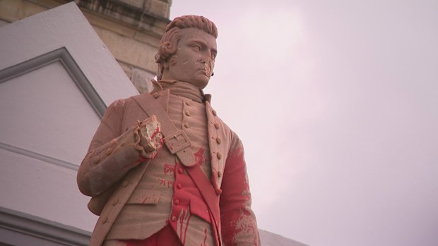 Cook Statue vandalised in Randwick 