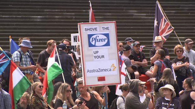 Protesters gather in Melbourne CBD for another weekend of rallies.