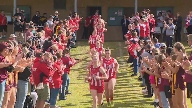 Singleton Roosters