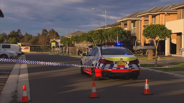 Sydney news: Police shoot dead man armed with knife in Middleton Grange ...