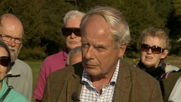 Antiques Roadshow man stunned by dagger