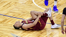 ORLANDO, FLORIDA - JANUARY 04: Dante Exum #1 of the Cleveland Cavaliers reacts to an injury in the first half against the Orlando Magic at Amway Center on January 04, 2021 in Orlando, Florida. NOTE TO USER: User expressly acknowledges and agrees that, by downloading and or using this photograph, User is consenting to the terms and conditions of the Getty Images License Agreement. (Photo by Douglas P. DeFelice/Getty Images)
