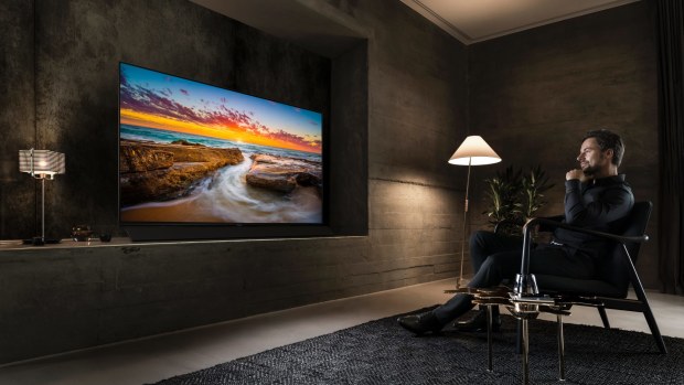 Panasonic FZ1000 OLED TV review: No. 1 choice for channel surfing