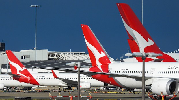 Australia's largest loyalty program Qantas Frequent Flyer will partner with David Jones later this year.