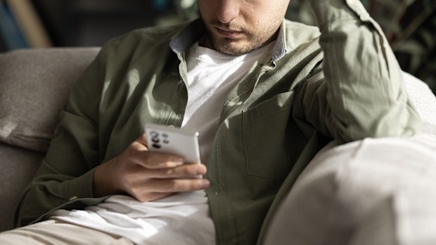 phone scrolling