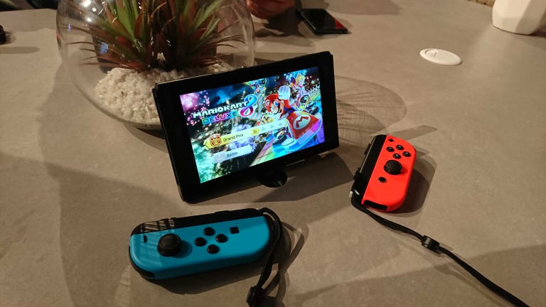 Nintendo Switch review: hybrid game console is very simple, but very smart
