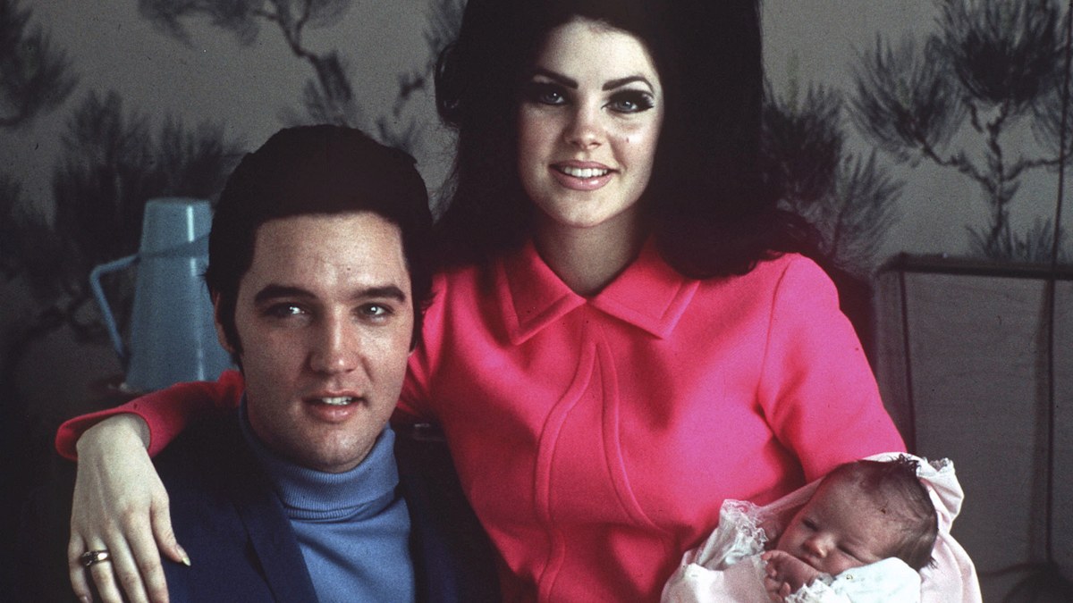 Elvis courted Priscilla Presley for eight years before they tied the knot |  Love Stories | Nine.com.au