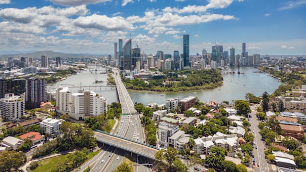 View of Brisbane city and the Brisbane River, Queensland, Australia