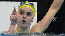 Kaylee Mckeown, of Australia, celebrates after winning the gold medal in the women's 200-meter backstroke final at the 2020 Summer Olympics, Saturday, July 31, 2021, in Tokyo, Japan. (AP Photo/Gregory Bull)