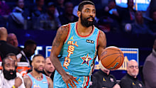 Kyrie Irving in action for Shaq's OGs in the 2025 NBA All-Stars match.