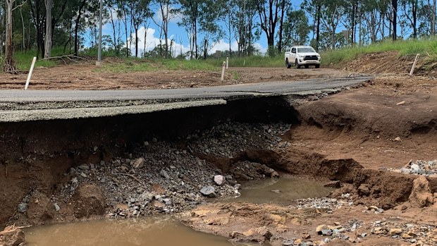 This Queensland road is another reminder to be careful on the roads.Brooweena–Woolooga Road right now—and another reminder why it's important to wait for us to declare a road safe again before you drive on it!