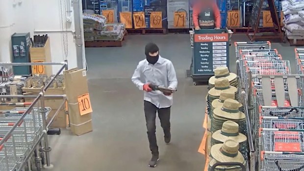 Bunnings CCTV released November 19 2024