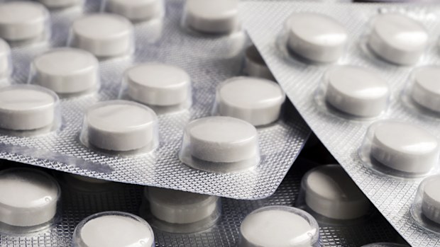 Tablets in blisters lie on top of each other