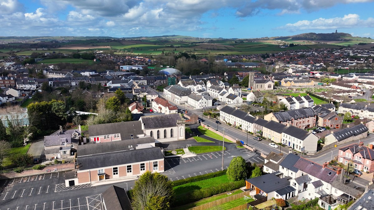More than 400 homes evacuated in Northern Ireland to remove World War ...