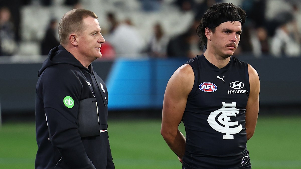 AFL-nieuws 2026 | Elijah Hollands in het ziekenhuis opgenomen; WorkSafe onderzoekt het gedrag van Carlton Blues; Papa’s Instagram-post