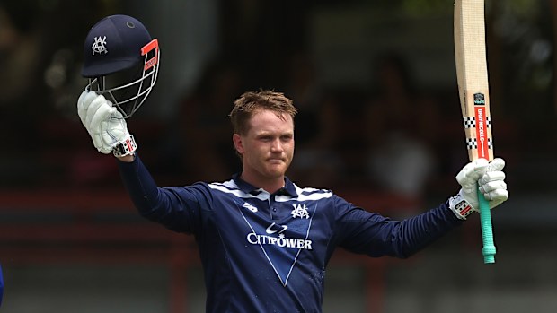 Tom Rogers of Victoria celebrates and acknowledges the crowd after scoring a century during the Marsh One Day Cup match between New South Wales and Victoria at North Sydney Oval, on February 14, 2024, in Sydney, Australia. (Photo by Mark Metcalfe/Getty Images)