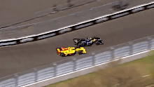Kyle Kirkwood took the lead from Alex Palou with this overtake. 