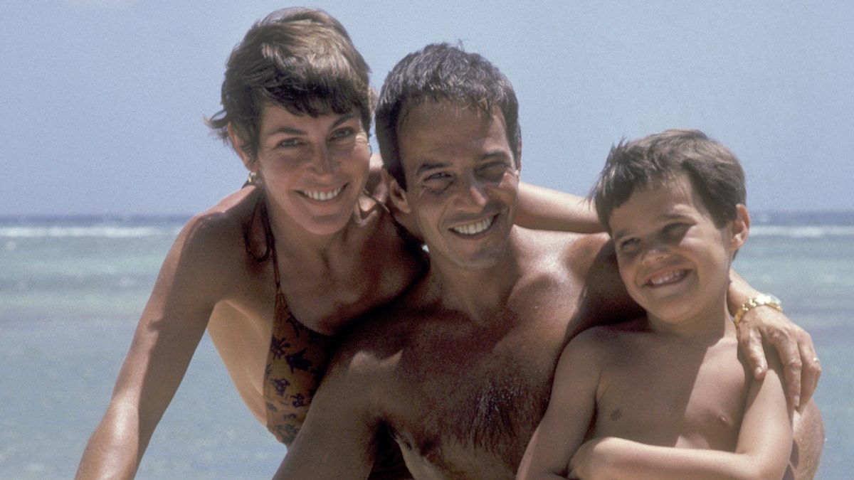 Helen Reddy's ex-husband Jeff Wald speaks out following her death ...