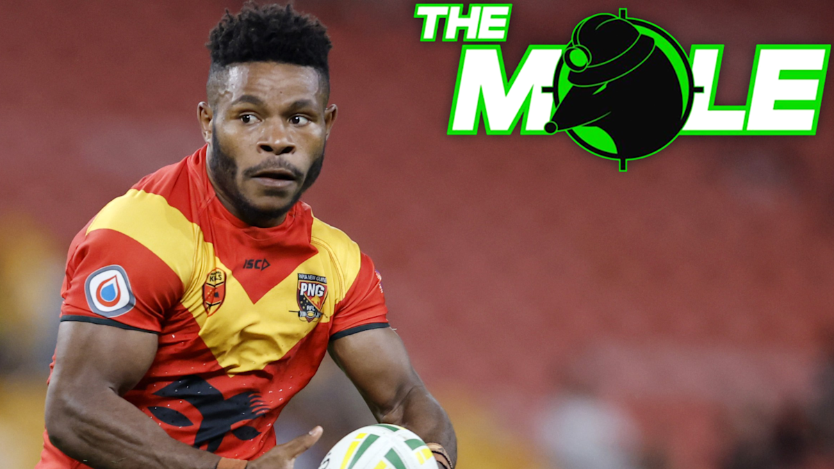 PNG 'cult hero' puts pen to paper on Bears deal