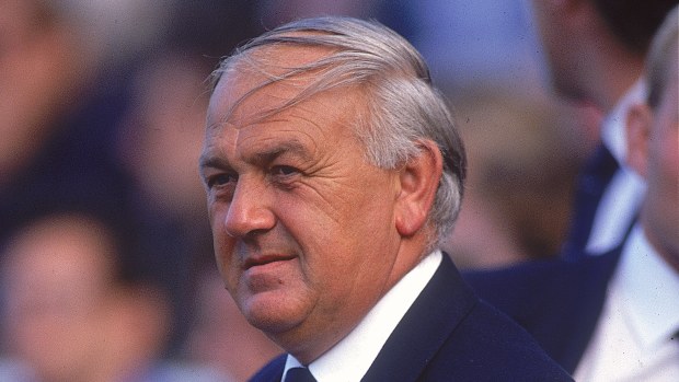 Lions manager Clive Rowlands at the Sydney Football Stadium in 1989.