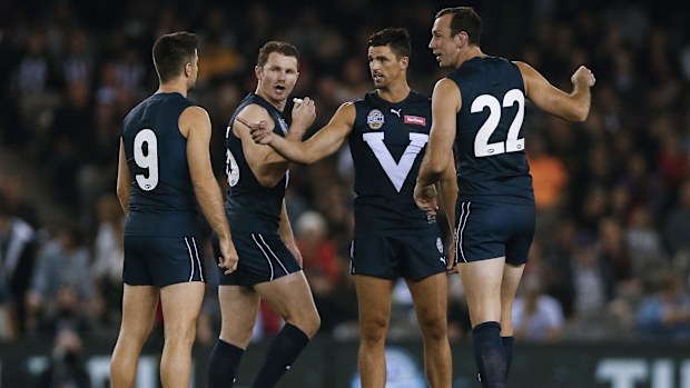 Trent Cotchin, Patrick Dangerfield, Scott Pendlebury ve Todd Goldstein 2020'de 'Big V' forması giydi.