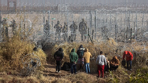 Donald Trump news: Thousands of US troops head to Mexico border after ...