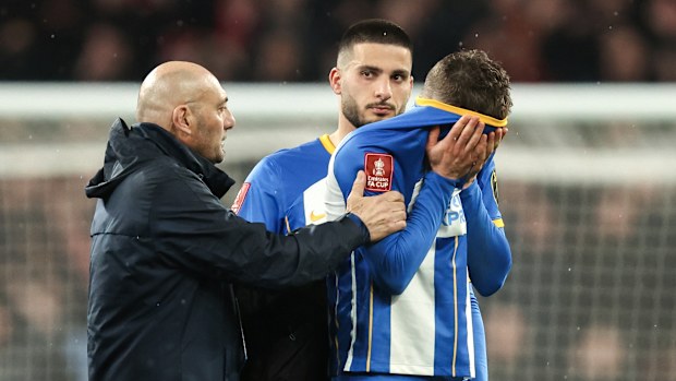 Solly March of Brighton & Hove Albion dejected at full time of the Emirates FA Cup Semi Final between Brighton & Hove Albion and Manchester United at Wembley Stadium on April 23, 2023 in London, England. (Photo by James Williamson - AMA/Getty Images)