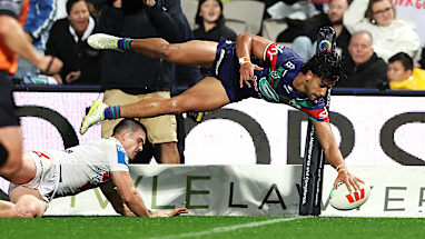 2. Alofiana Khan-Pereira (Warriors)