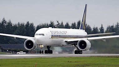 3. Singapore Airlines