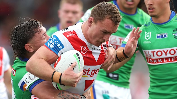 Jacob Liddle of the Dragons heads over for a try during the round 27 NRL match between St George Illawarra Dragons and Canberra Raiders at Netstrata Jubilee Stadium, on September 07, 2024, in Sydney, Australia. (Photo by Mark Metcalfe/Getty Images)