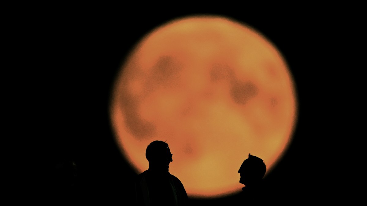 The year's first Supermoon in free-spirited Aquarius set to light up ...