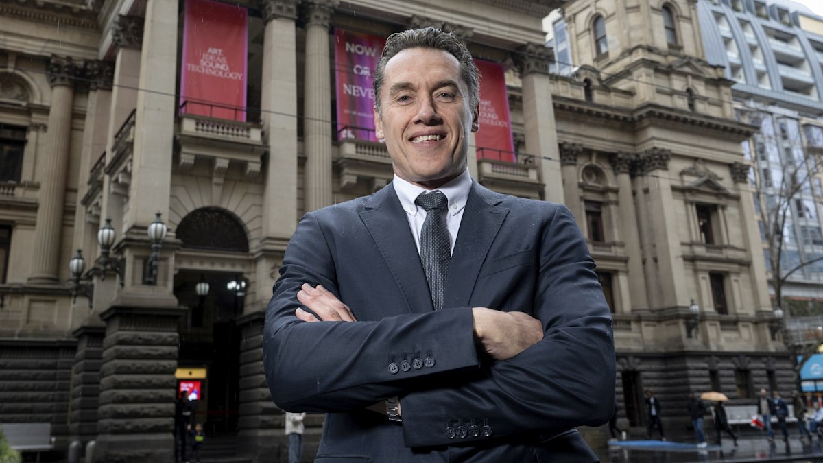Melbourne Council Elections: AFL legend launches Melbourne mayoral ...