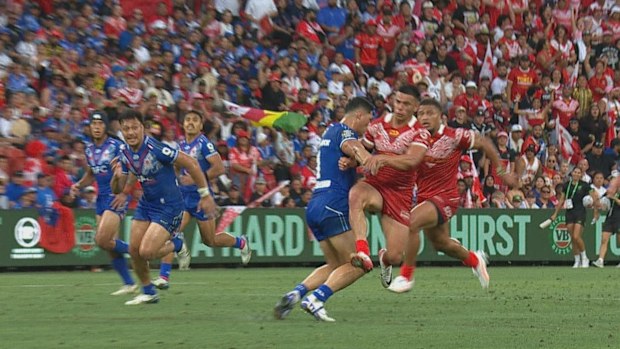 Roger Tuivasa-Sheck Soni Luke'un yolunda.