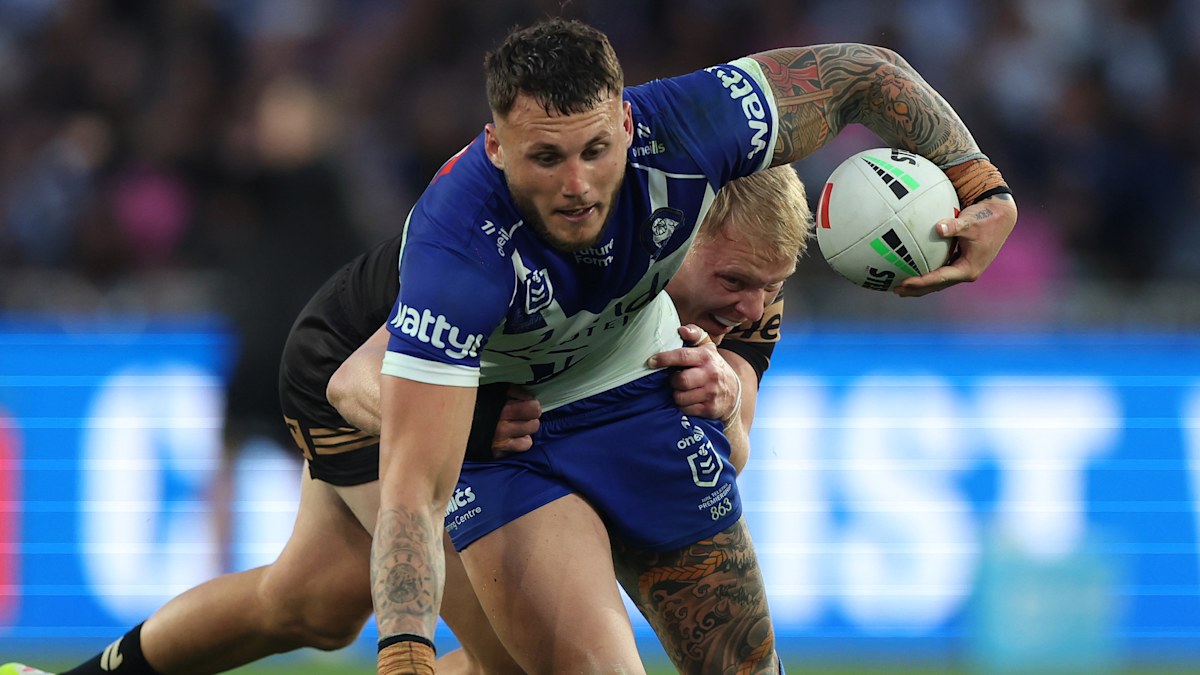 Ivan Cleary ontkent geruchten over de ruil van Bronson Xerri-Izack Tago; Downed Bulldogs-ster Billy Slater geeft commentaar op Josh Morris