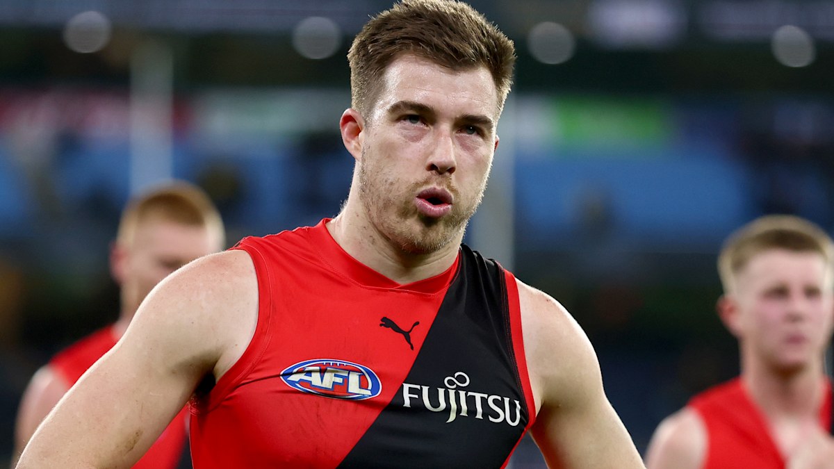 AFL News 2026: Matthew Lloyd dumbfounded by Zach Merrett contract ...