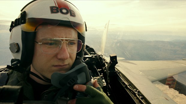 Lewis Pullman plays Lt. Robert "Bob" Floyd in Top Gun: Maverick.